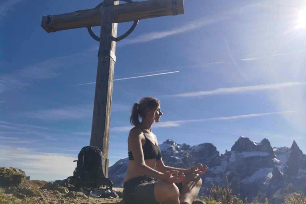 Yoga en Montagne - Hiking Randonnée Wandern