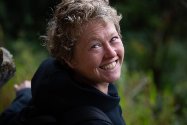 esther - kambo moves